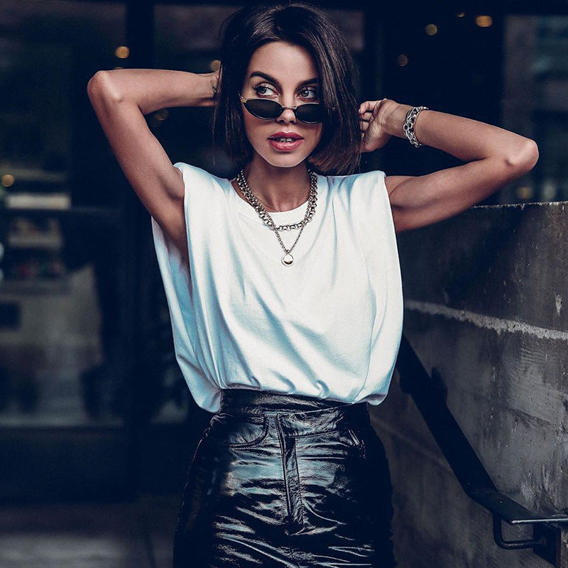Essential O-Neck Sleeveless Top
